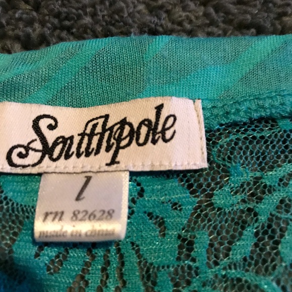 Top - Picture 3 of 4